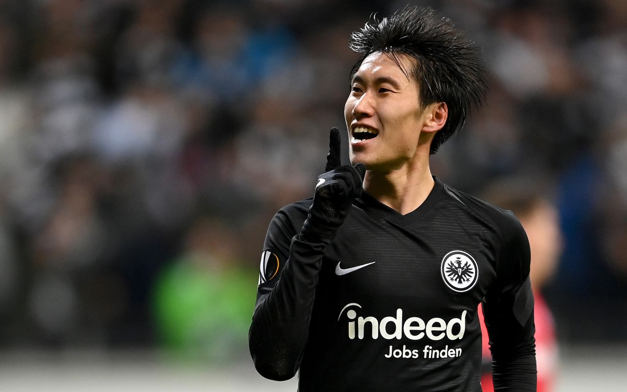 AC Milan Resmi Dapatkan Daichi Kamada dari Eintracht Frankfurt